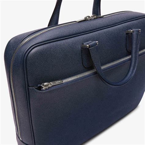 Avietta: Soft leather briefcases, travel and business bags .